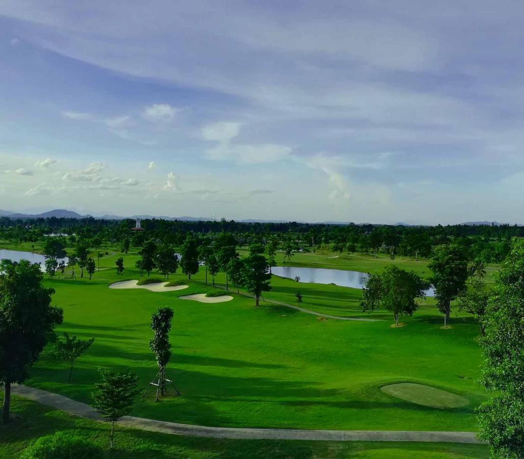 Happy City Golf & Resort Чіанграй Екстер'єр фото